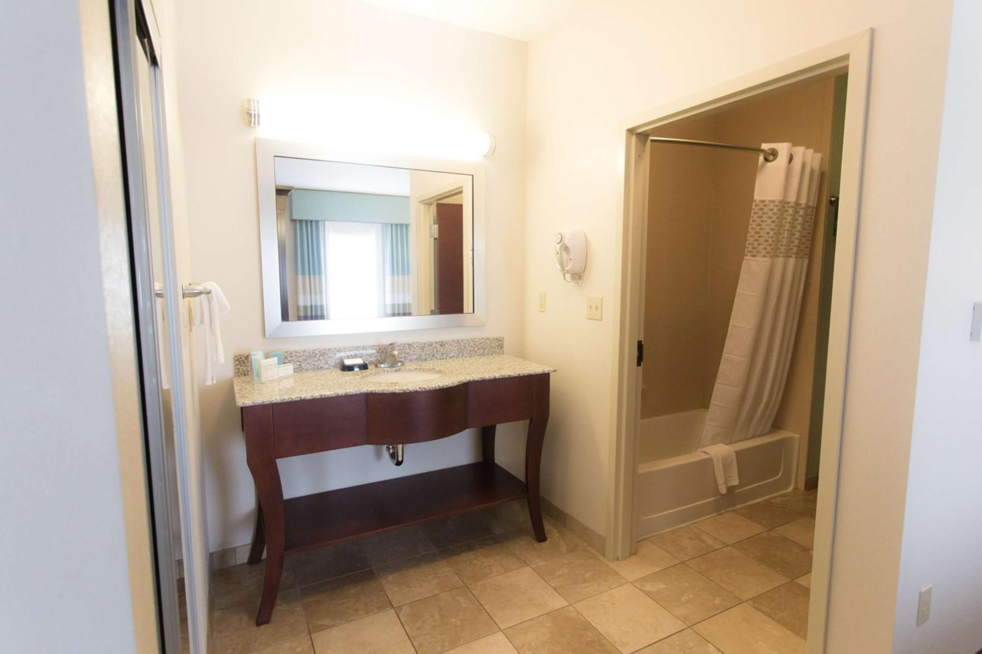 Hampton Inn & Suites Middlebury Buitenkant foto