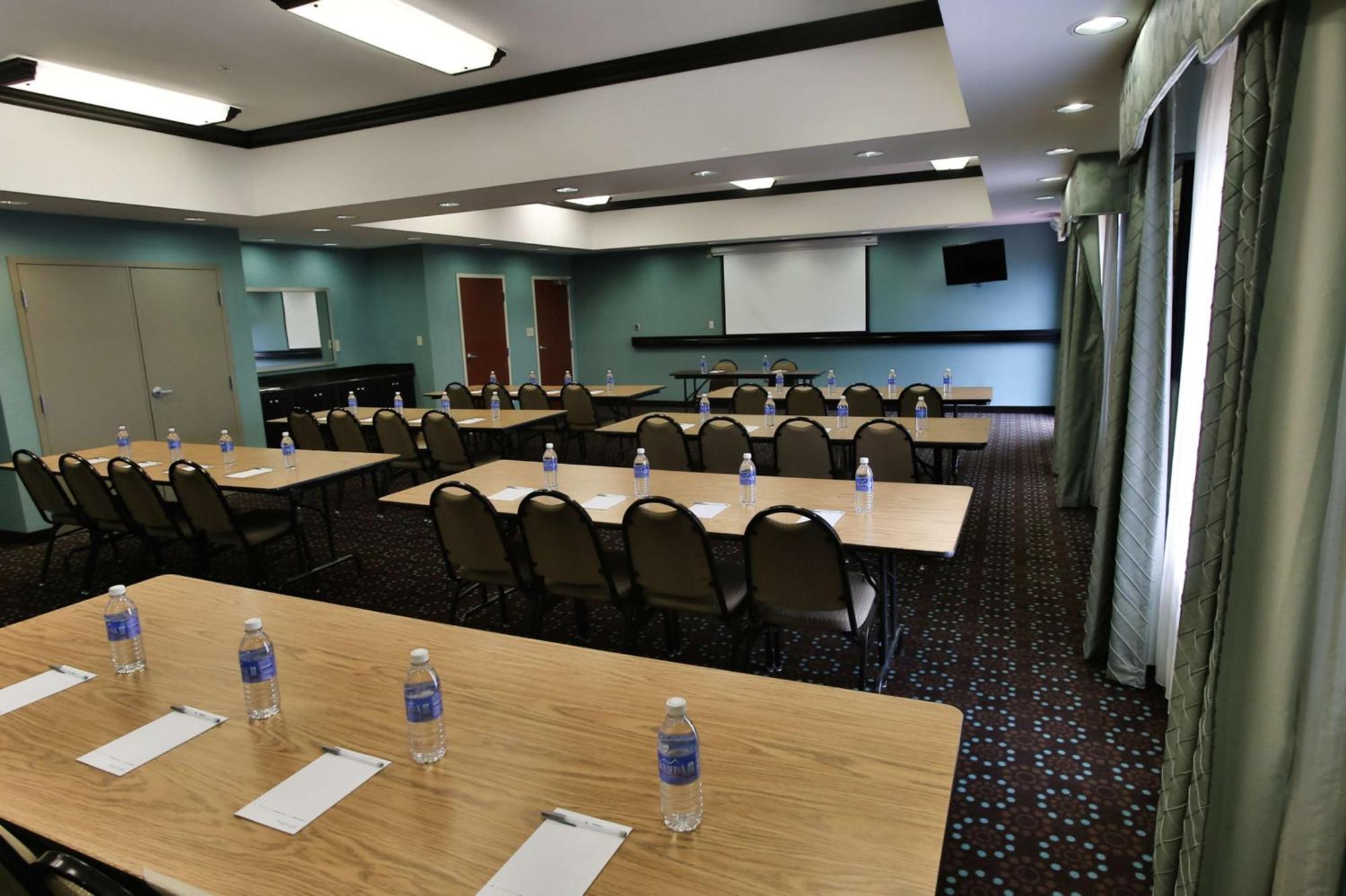 Hampton Inn & Suites Middlebury Buitenkant foto